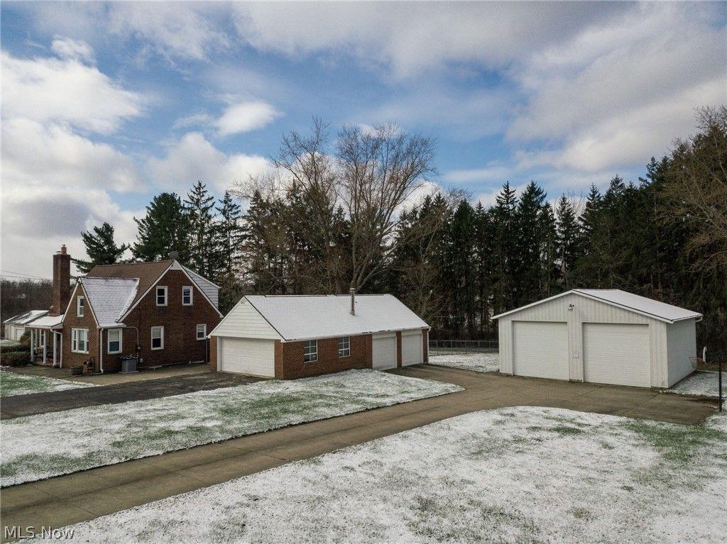 Photo of 8157 State Route 43, Streetsboro, OH 44241 (MLS # 5194338)