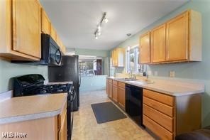 Villas/Falconcrest Condo - Residential