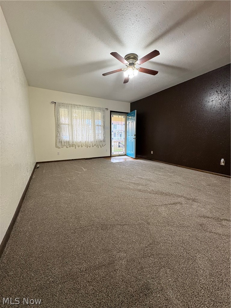 Senecaville - Residential