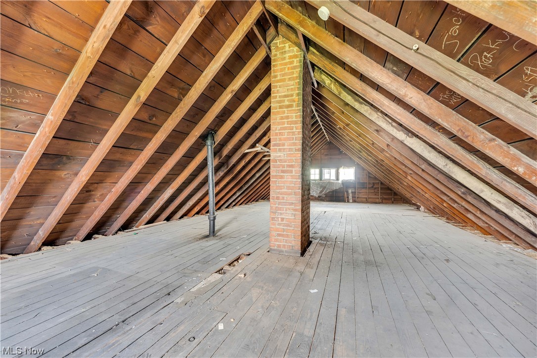 A C Spears 03 - Residential Lease