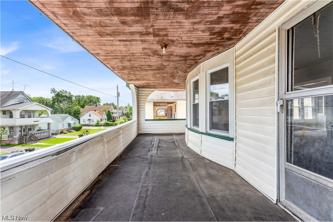 A C Spears 03 - Residential Lease