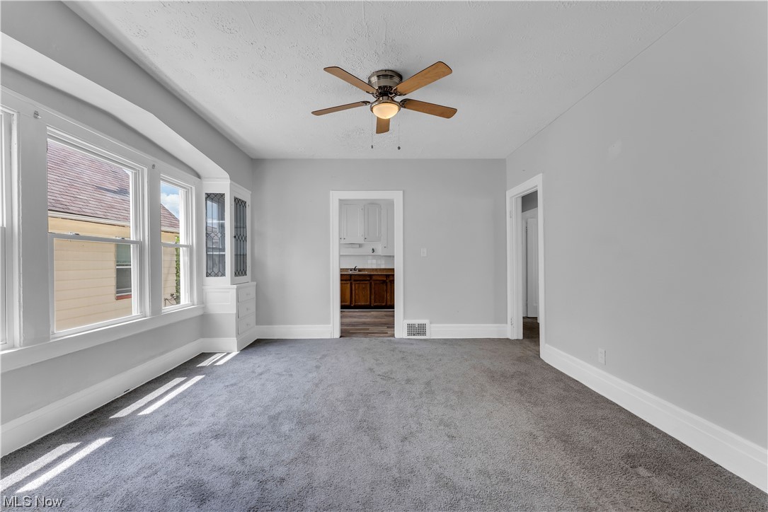 A C Spears 03 - Residential Lease