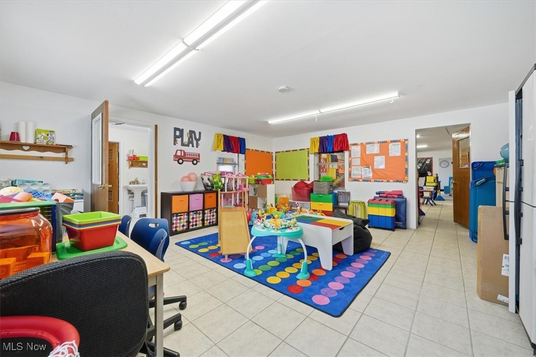 Foster & Nelsons - Commercial Sale