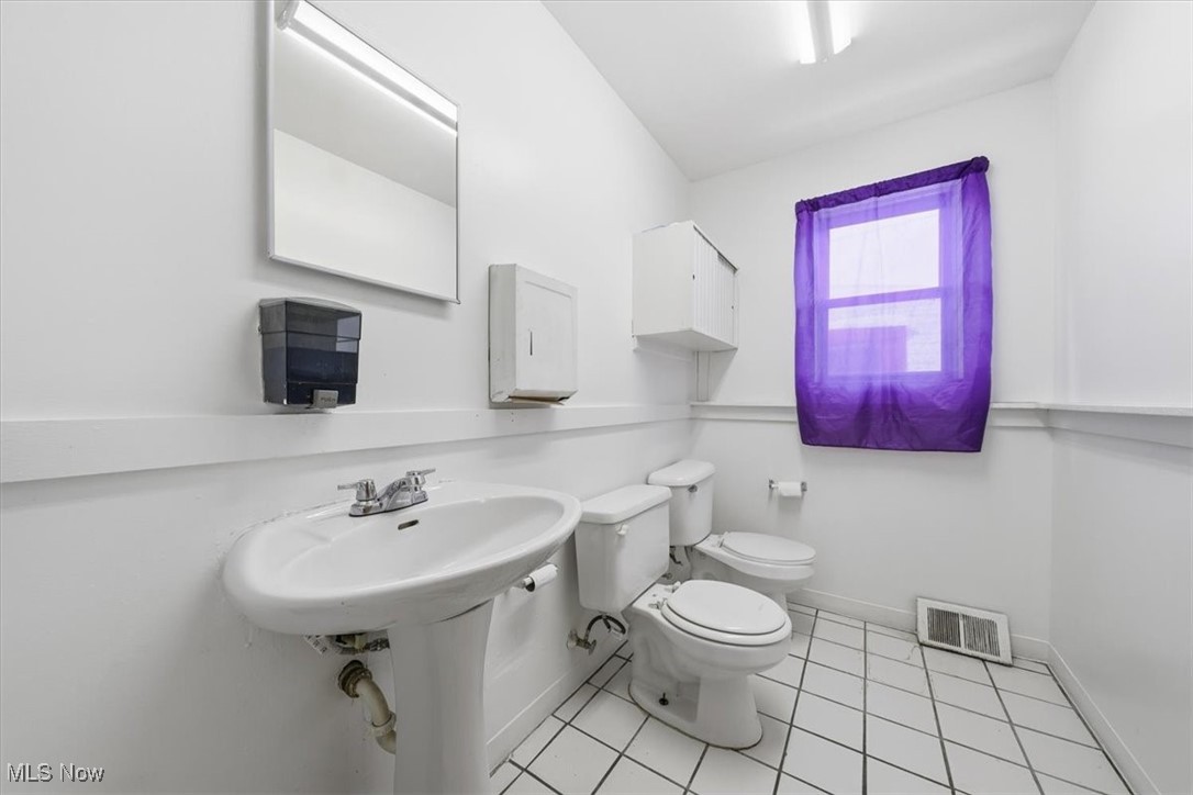 Foster & Nelsons - Commercial Sale