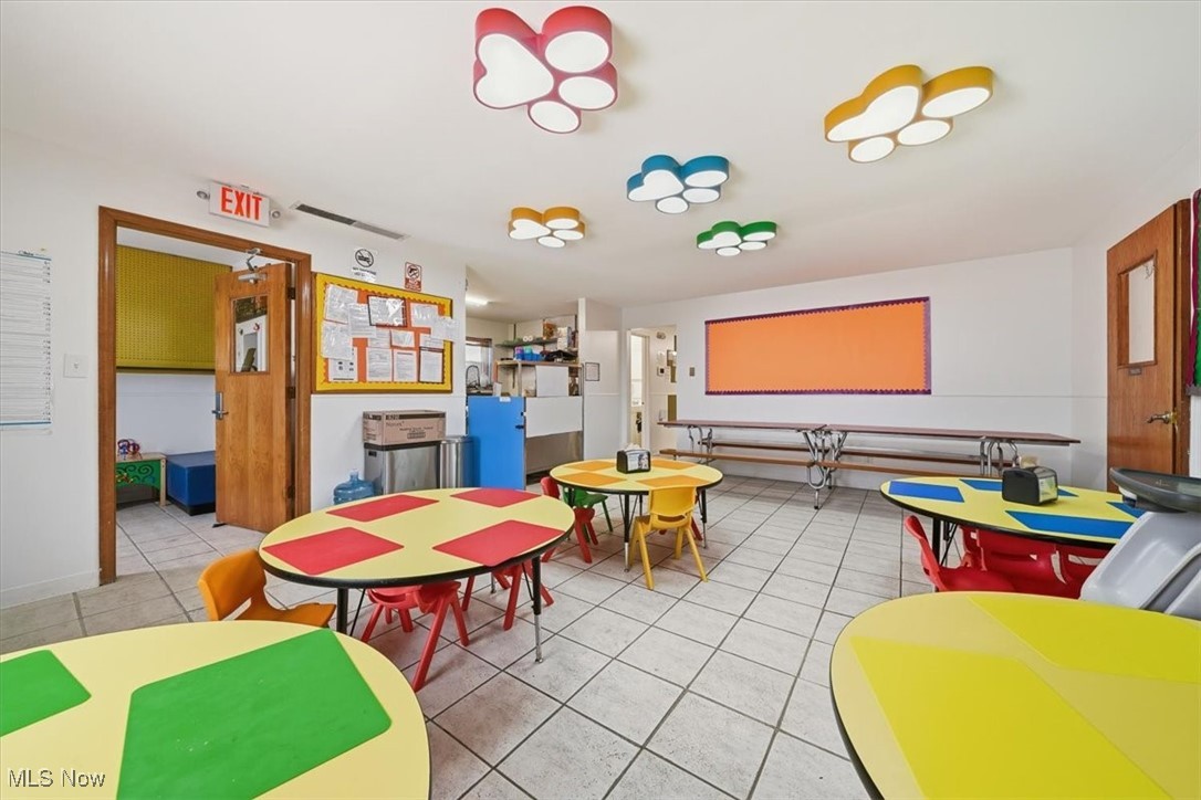 Foster & Nelsons - Commercial Sale