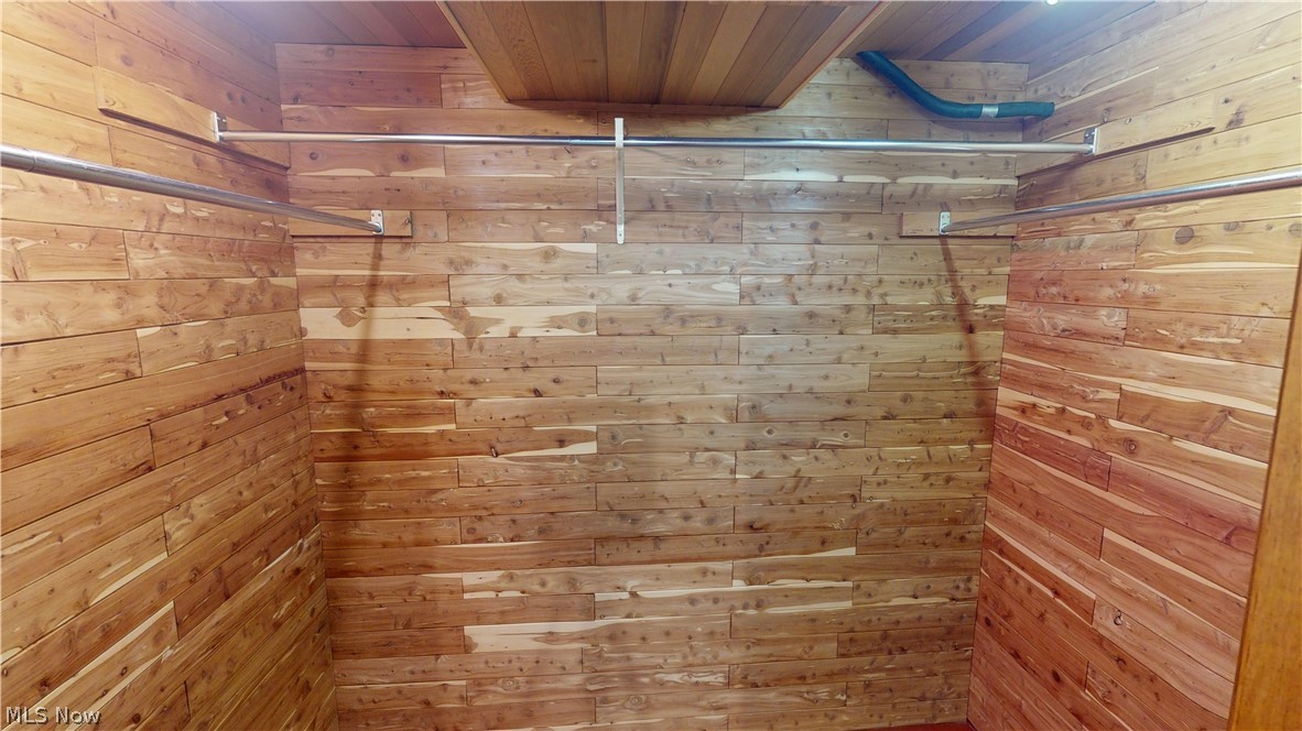 Trophy Estates - Residential