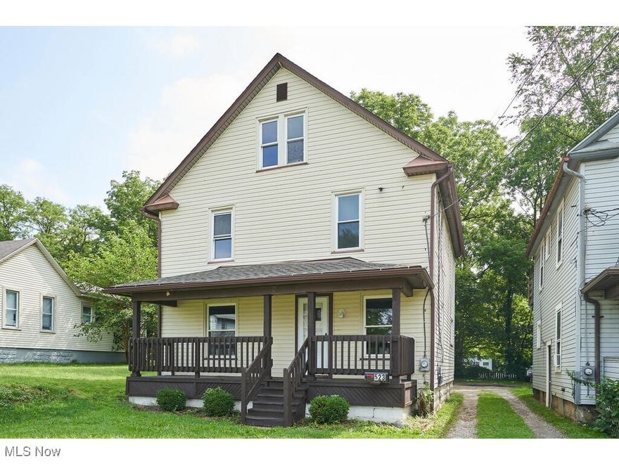 Fantastic investment opportunity situated just South of the University of Akron's campus. This 6 bedroom, 2 full bath residence offers generous space that is sure to be highly sought after. The property boasts an impressive return on investment and is fully move-in ready. With brand new flooring, updated windows, vinyl siding, fresh carpeting, and a modern new bathroom, this property is truly a gem. Recently undergoing lead abatement to meet state regulations, it also provides ample off-street parking. Previously rented at $1,500/month, this property is a must-have for anyone looking to expand their real estate portfolio. Contact us today to arrange a private viewing.