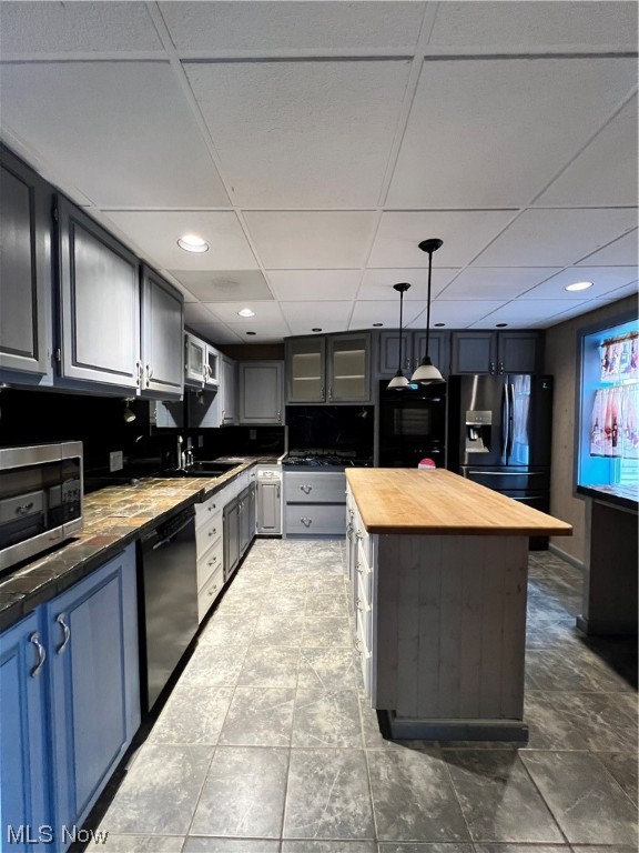 Thomas Browns Add - Residential