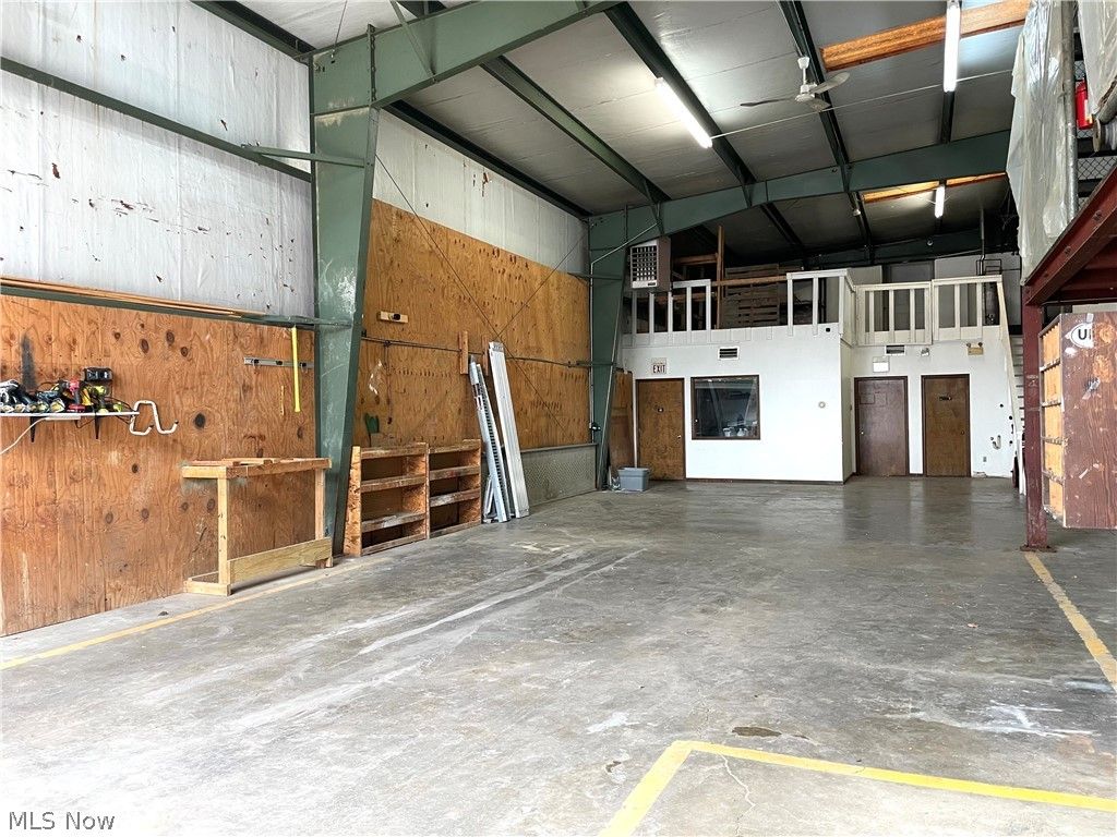 Photo of 38316 Airport Parkway, Willoughby, OH 44094 (MLS # 5193948)