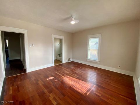 Tiny photo for 39 Brown Street #Down, Barberton, OH 44203 (MLS # 5181192)