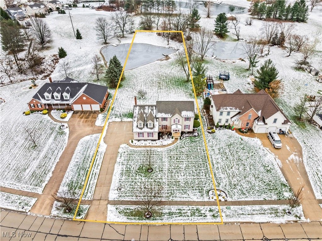 Photo of 966 Brandywine Drive, Medina, OH 44256 (MLS # 5176631)