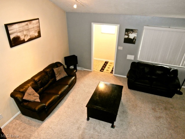 Country Club Condo - Residential