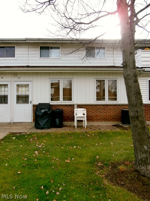 Country Club Condo - Residential