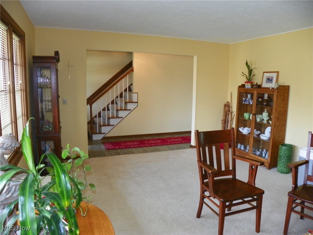 3991 Sanford Drive, Parma, Ohio image 4