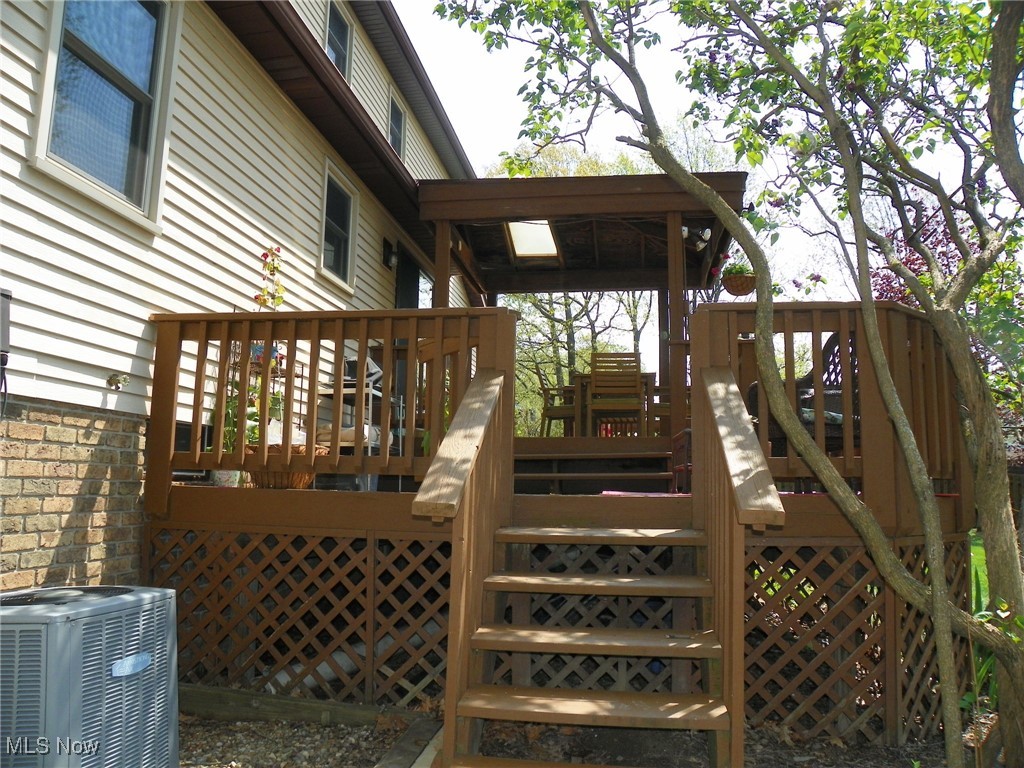 3991 Sanford Drive, Parma, Ohio image 43