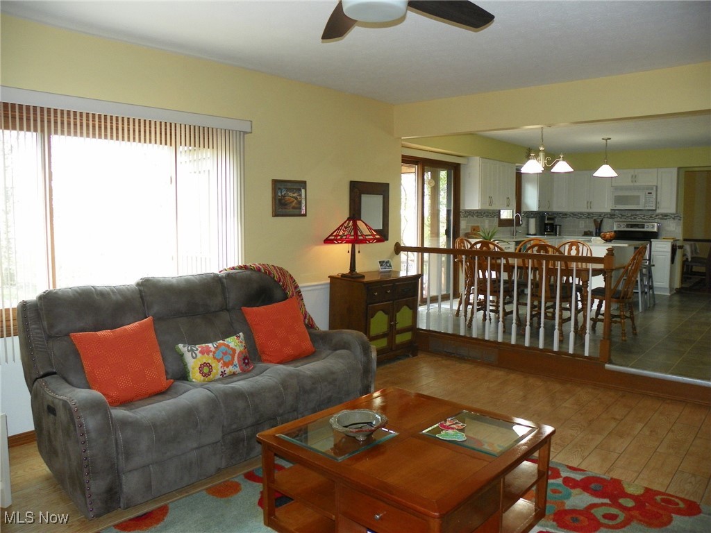 3991 Sanford Drive, Parma, Ohio image 17