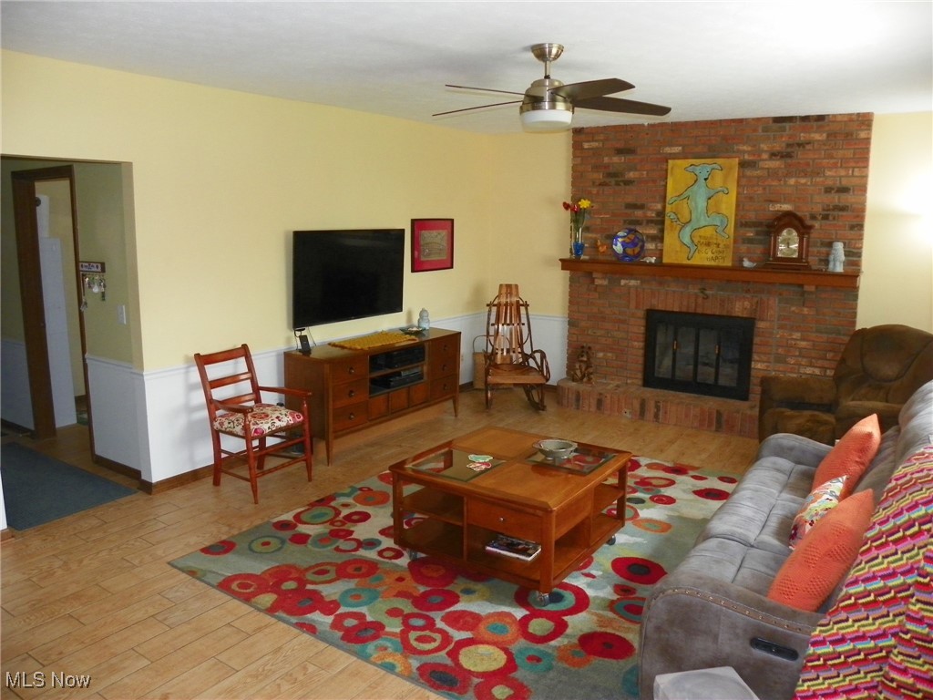 3991 Sanford Drive, Parma, Ohio image 18