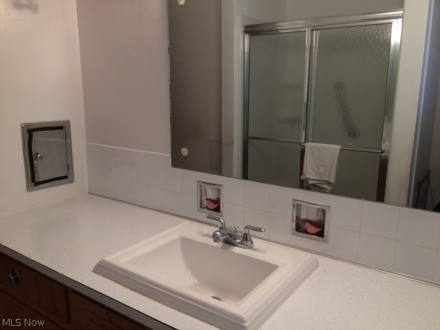 Cook Lucy - Residential