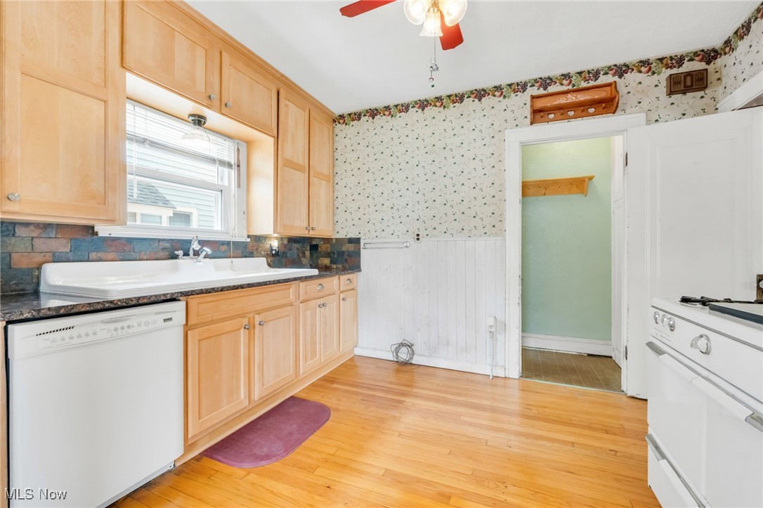 6411 Luelda Avenue, Parma, Ohio image 19