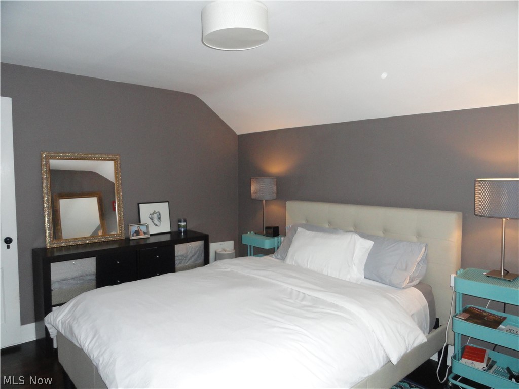 Cuyahoga Falls - Residential