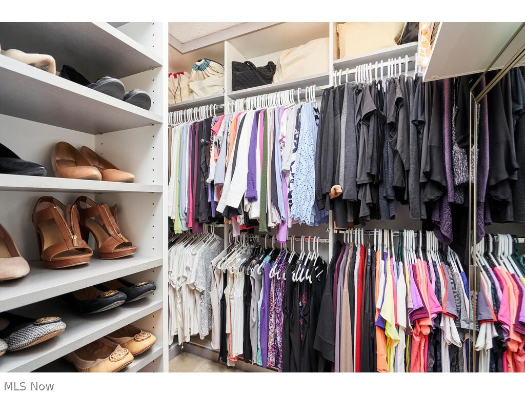 Reserve At Macintosh Farms - Residential