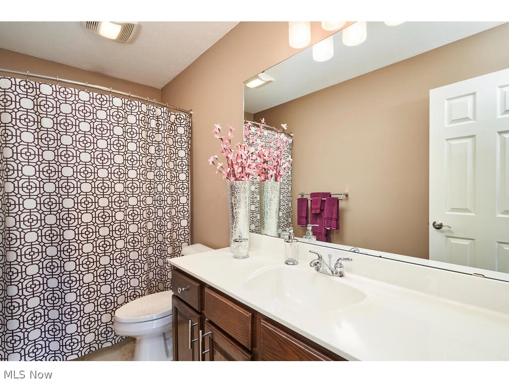 Reserve At Macintosh Farms - Residential