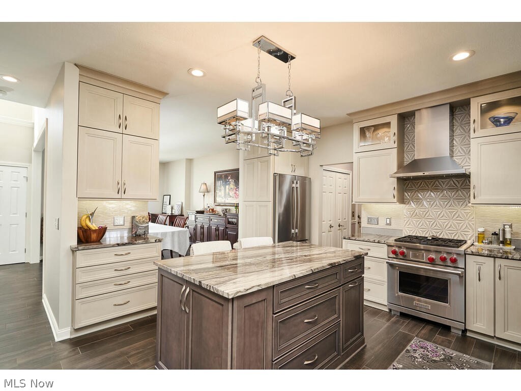 Reserve At Macintosh Farms - Residential