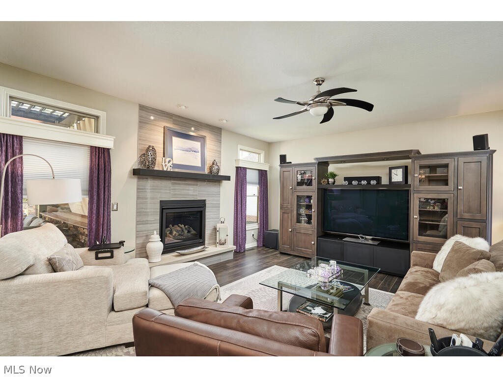 Reserve At Macintosh Farms - Residential