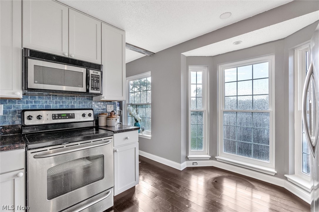 Fox Hollow/Woodhawk Condo - Residential