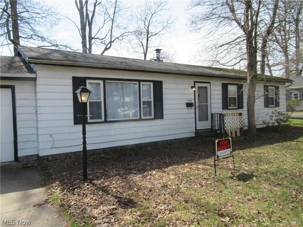 Photo of 7594 Southland Drive, Mentor, OH 44060 (MLS # 5198586)