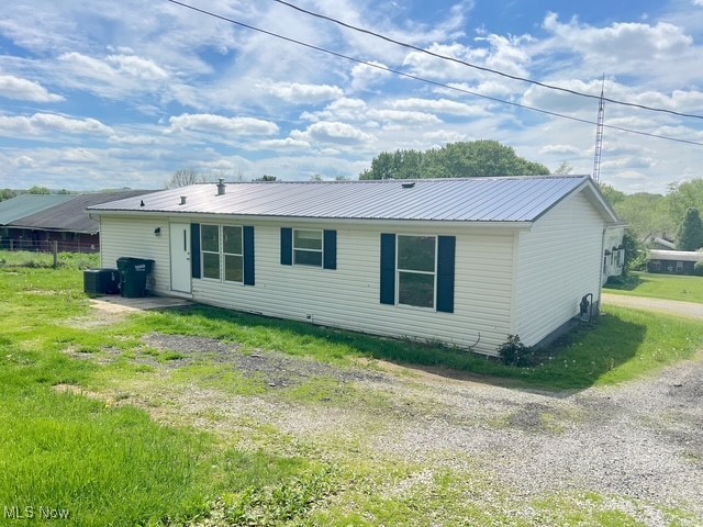 8248 Lappin Lane, Mineral City, Ohio image 12