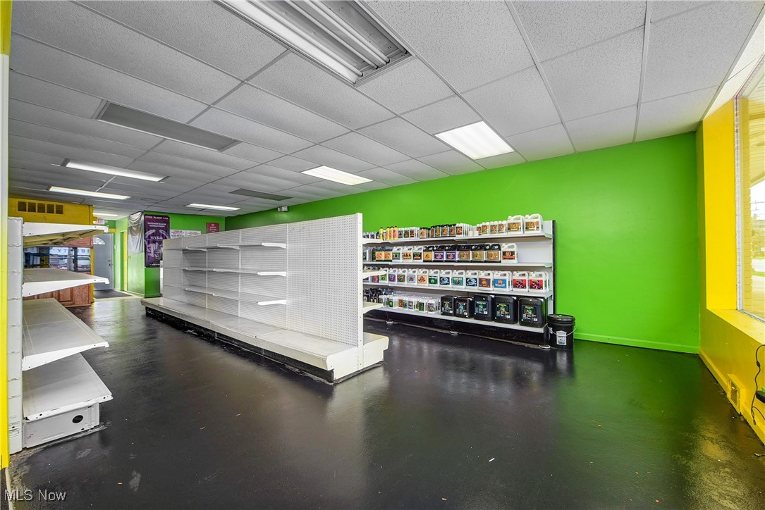 S H Kleinman Realty Cos Briar - Commercial Sale