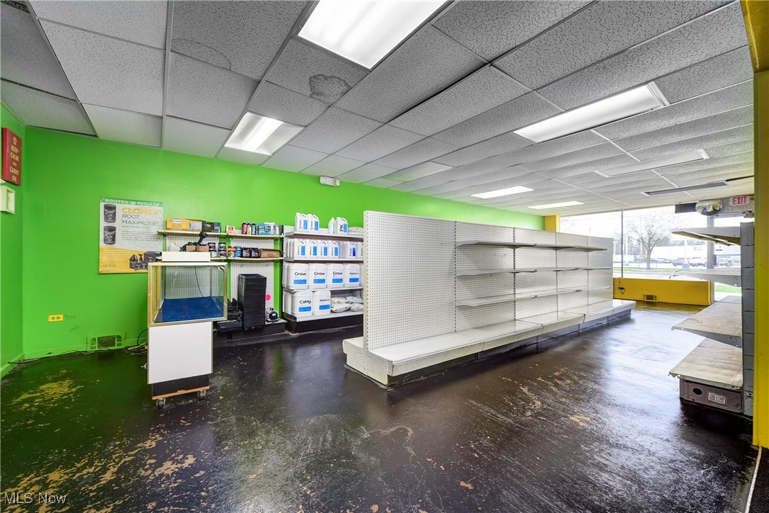 S H Kleinman Realty Cos Briar - Commercial Sale