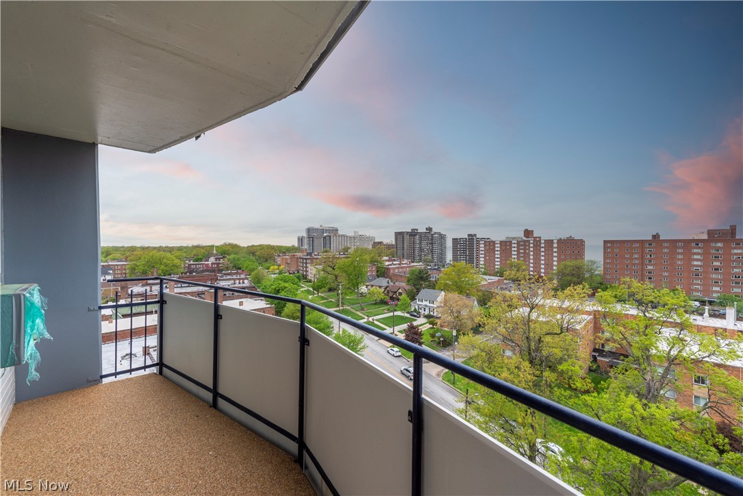 Envoy Condo - Residential