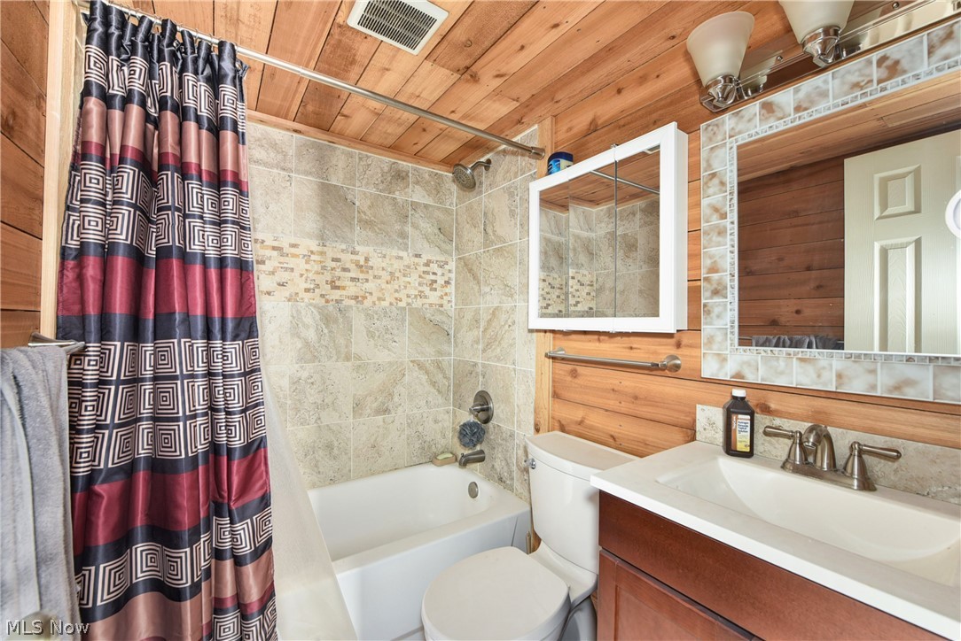 Envoy Condo - Residential