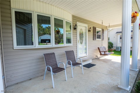 Tiny photo for 2454 Clarendon Avenue, Zanesville, OH 43701 (MLS # 5252122)