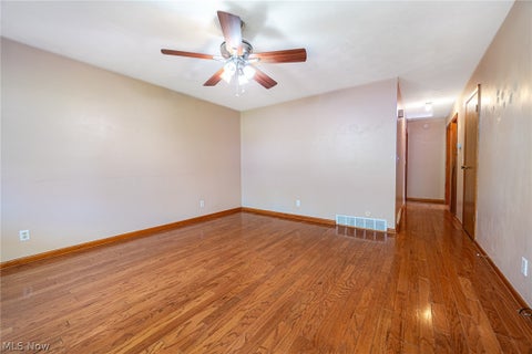 Tiny photo for 2454 Clarendon Avenue, Zanesville, OH 43701 (MLS # 5252122)