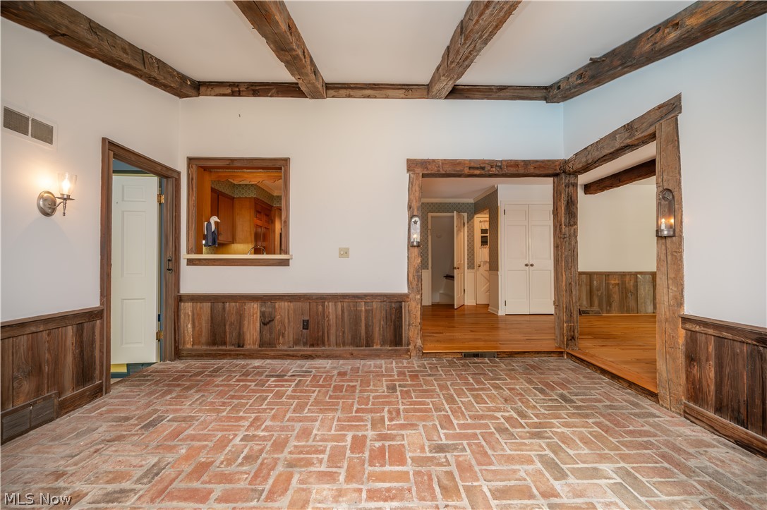 Lake Forest 4 - Residential
