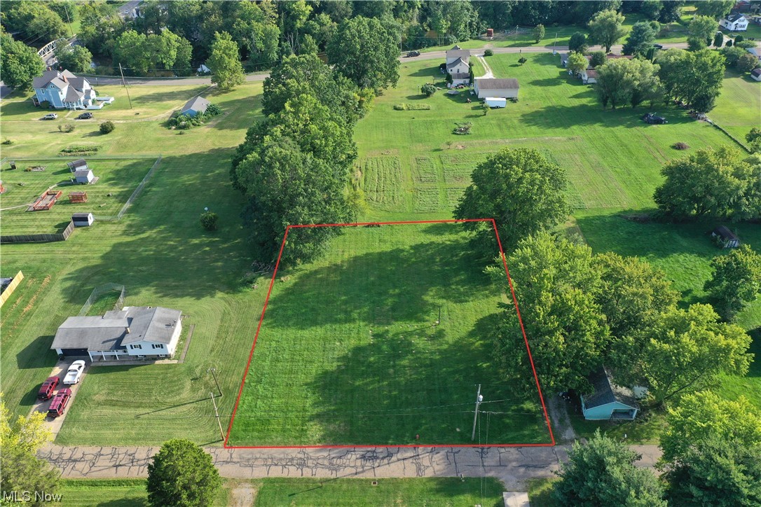 15832 Waverly Street, Alliance, Ohio image 9