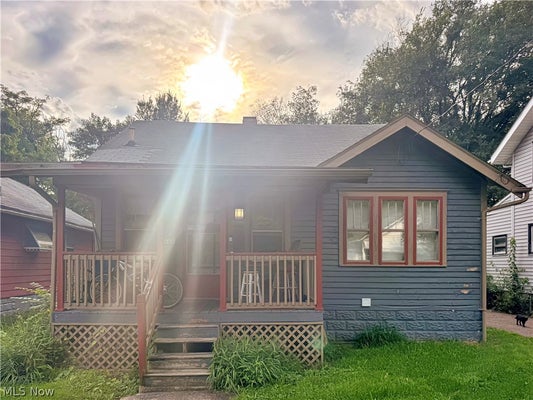 688 MERTON AVE, AKRON, OH 44306 - Image 8f89bdc4dfecd98a2f49b72f28493fac/1128006538