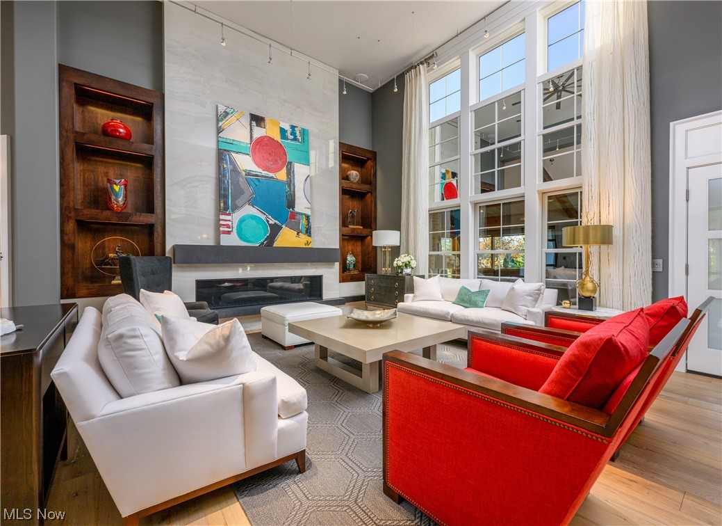 Glenmoor Villas - Residential