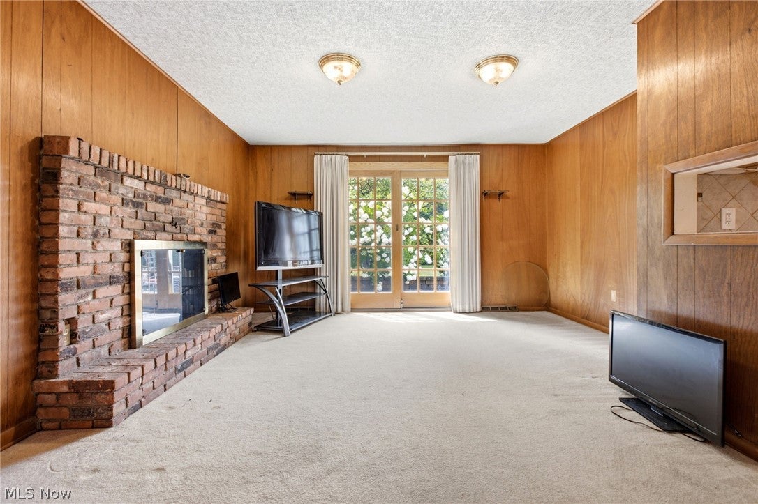 968 Bryan Drive
