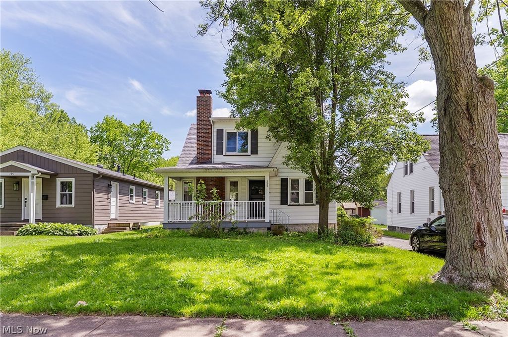 Photo of 189 Beechwood Drive, Boardman, OH 44512 (MLS # 5213666)