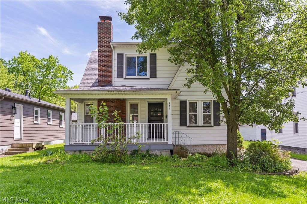 Photo of 189 Beechwood Drive, Boardman, OH 44512 (MLS # 5213666)