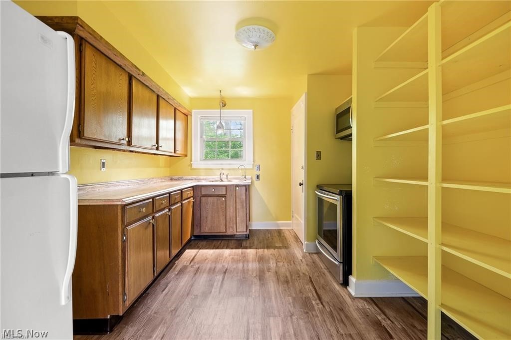 Newport Village - Residential Lease