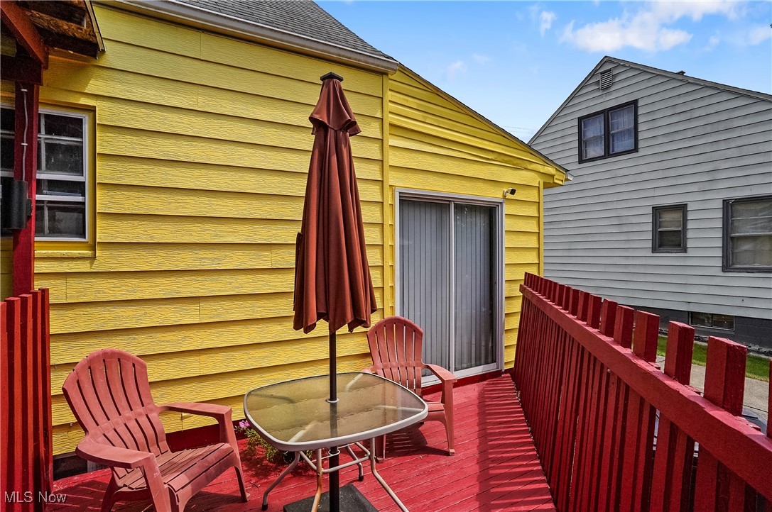 Akron, Ohio 44320, United States, 3 Bedrooms Bedrooms, ,3 BathroomsBathrooms,Residential,Contingent,189704