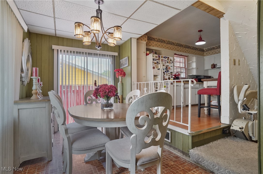 Akron, Ohio 44320, United States, 3 Bedrooms Bedrooms, ,3 BathroomsBathrooms,Residential,Contingent,189704