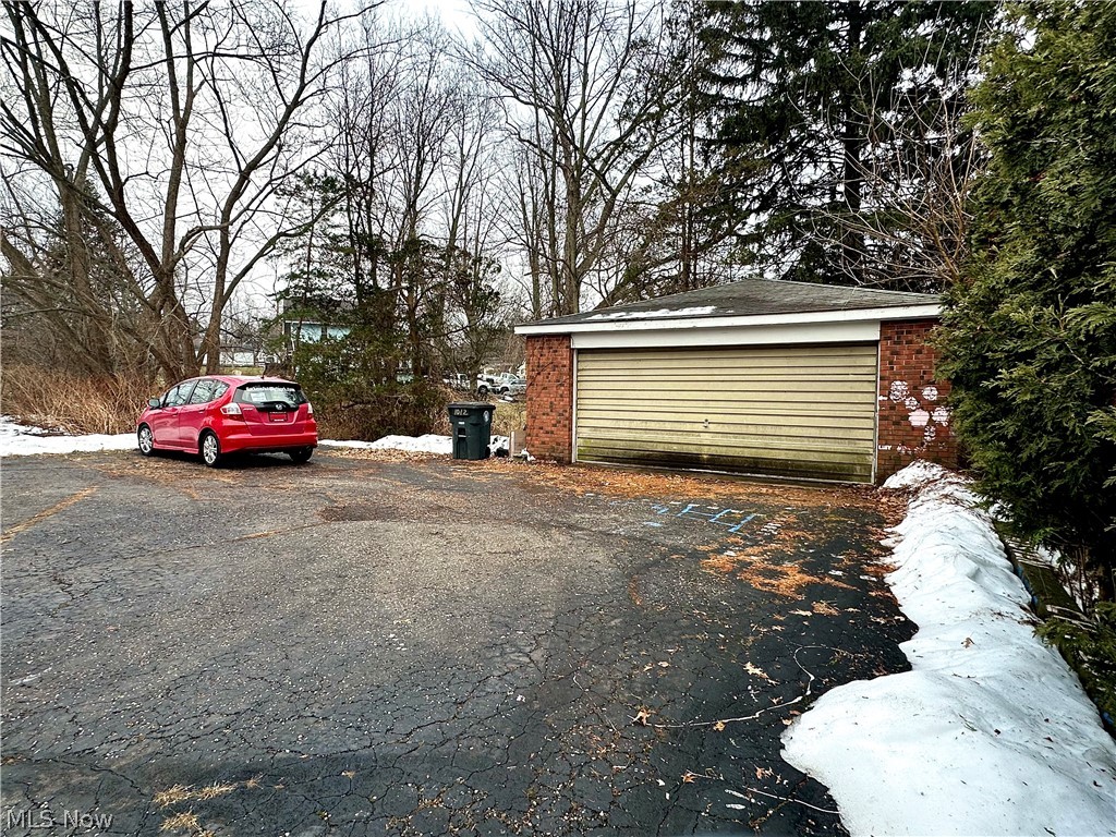 Summit Hill - Residential Income