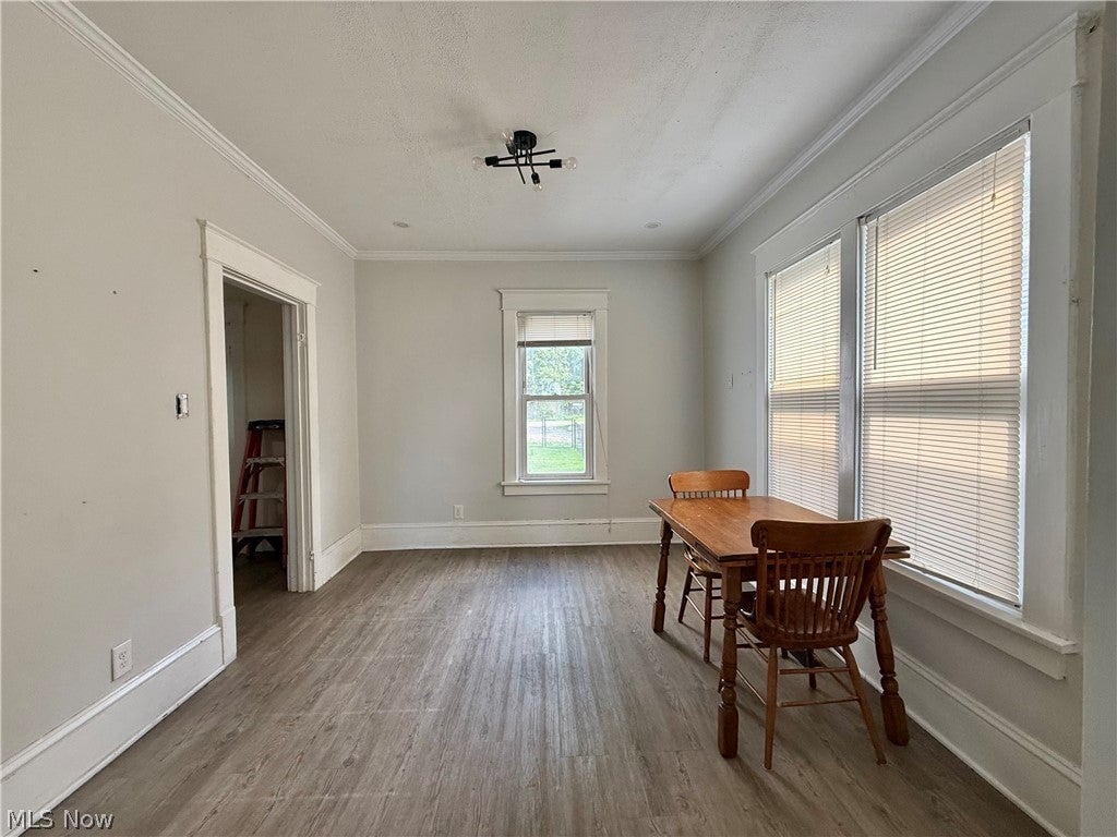 Photo of 112 E Carolina Avenue, Sebring, OH 44672 (MLS # 5222542)