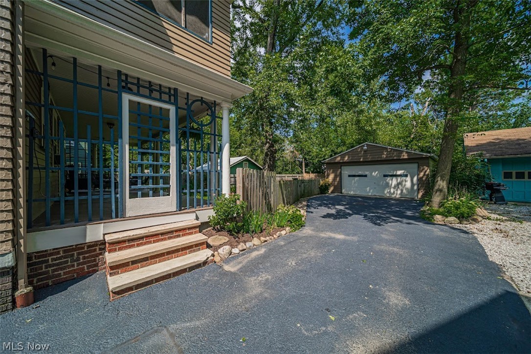 Forest Hill - Residential